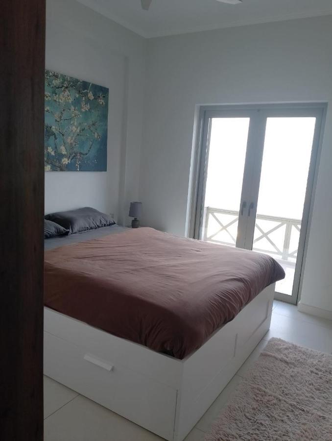 Climbers' Nest 'With Sea And Rock Views And Private Pool' Apartment Kamari  Ngoại thất bức ảnh